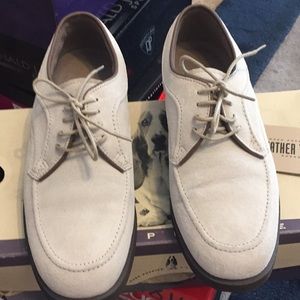 Nice Hush Puppies shoes size 8M